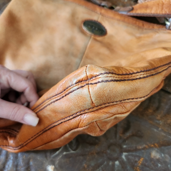 Fossil Tan Leather Crossbody Bag - Picture 5 of 16